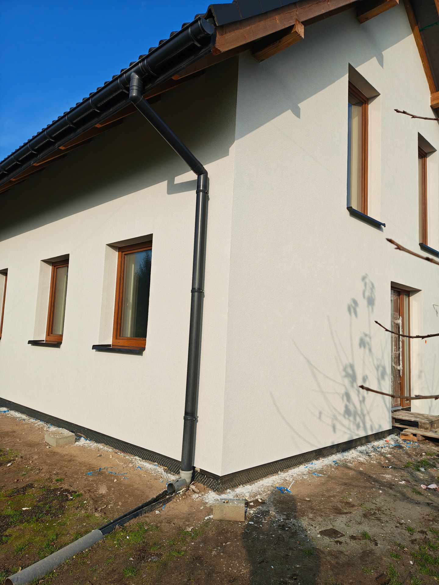 Budynek jednorodzinny - system ociepleń TERMO ORGANIKA 031 i tynk silikonowy ARSANIT